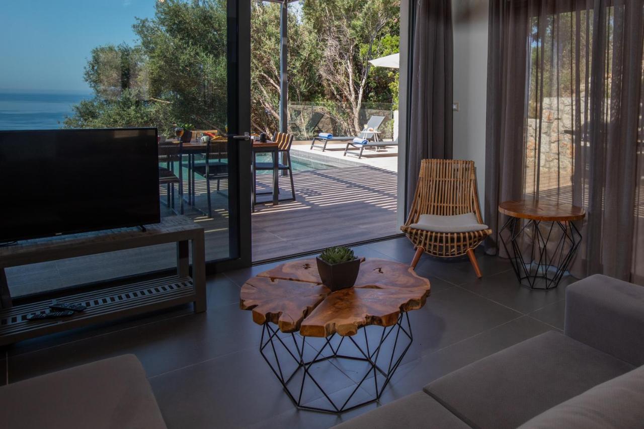 Brand New Villa Lefka With Private Pool At Platies Platíesz Kültér fotó