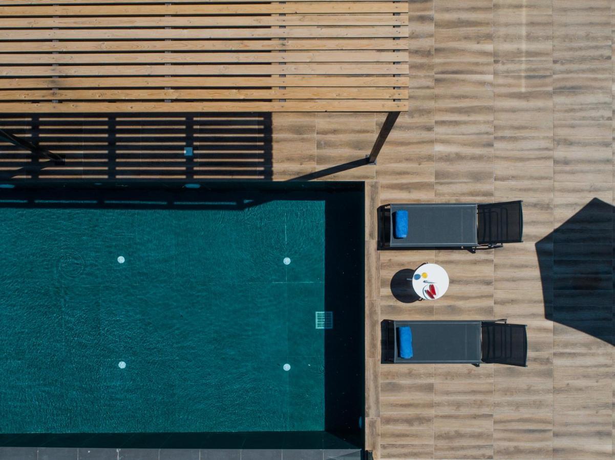 Brand New Villa Lefka With Private Pool At Platies Platíesz Kültér fotó