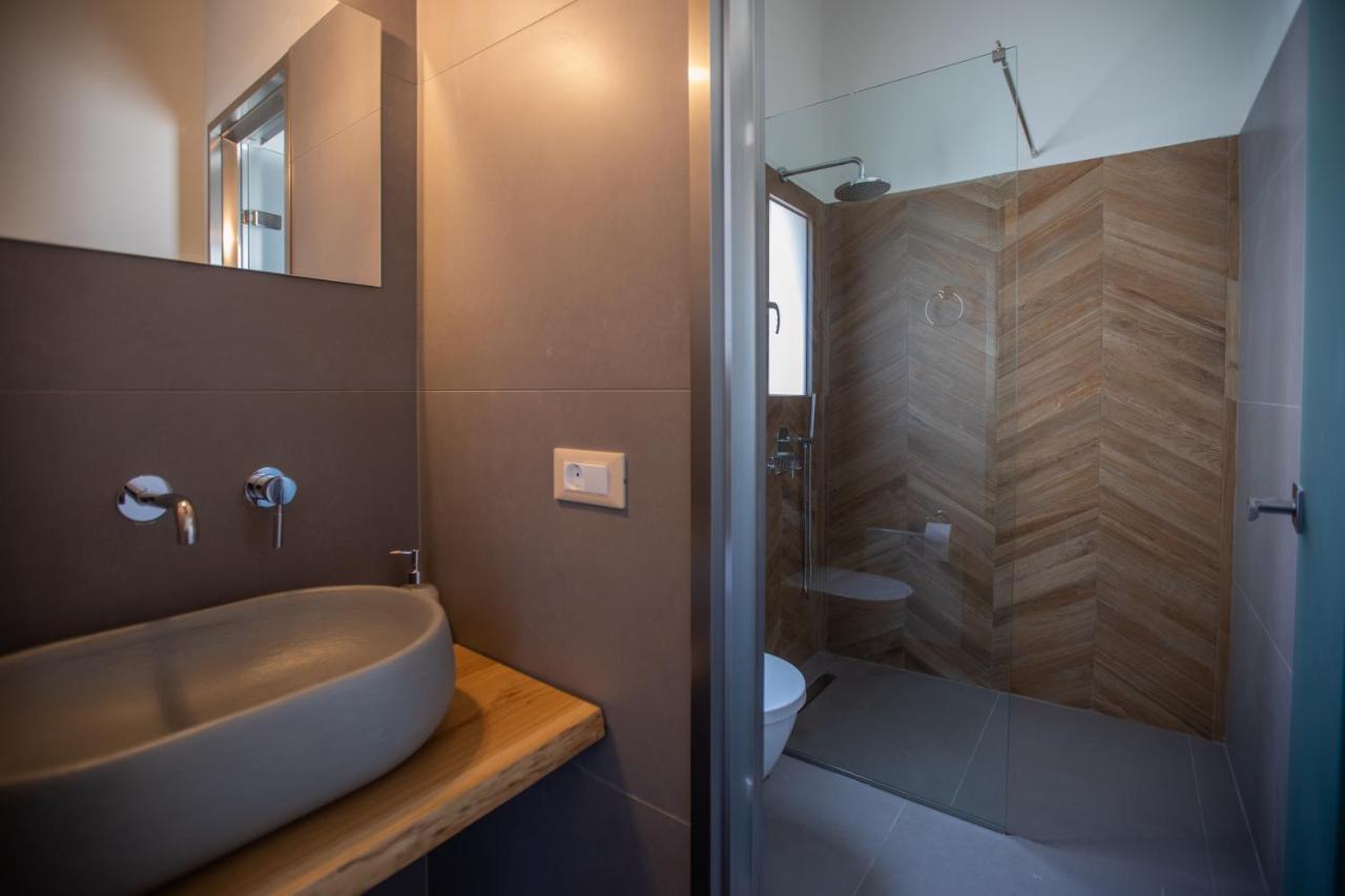Brand New Villa Lefka With Private Pool At Platies Platíesz Kültér fotó