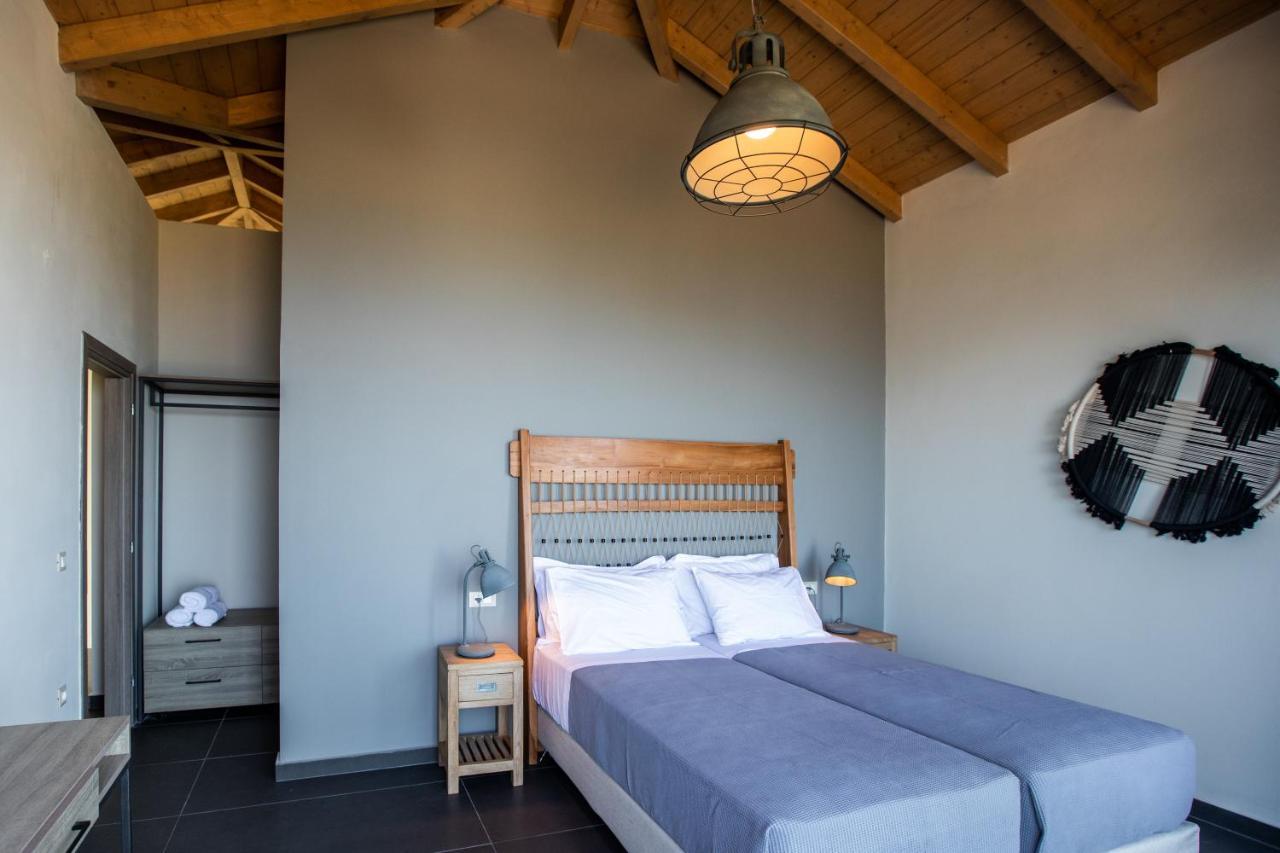 Brand New Villa Lefka With Private Pool At Platies Platíesz Kültér fotó